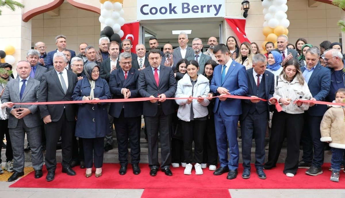 dpu-yerleskesinde-yeni-kafe-hizmete-acildi