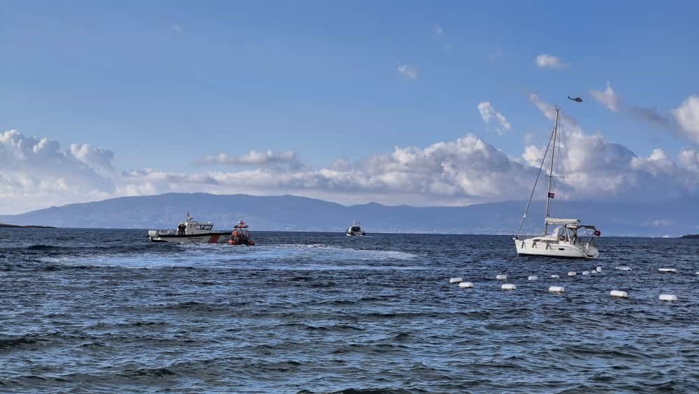 duzensiz-gocmenleri-tasiyan-tekne-batti-7-olu