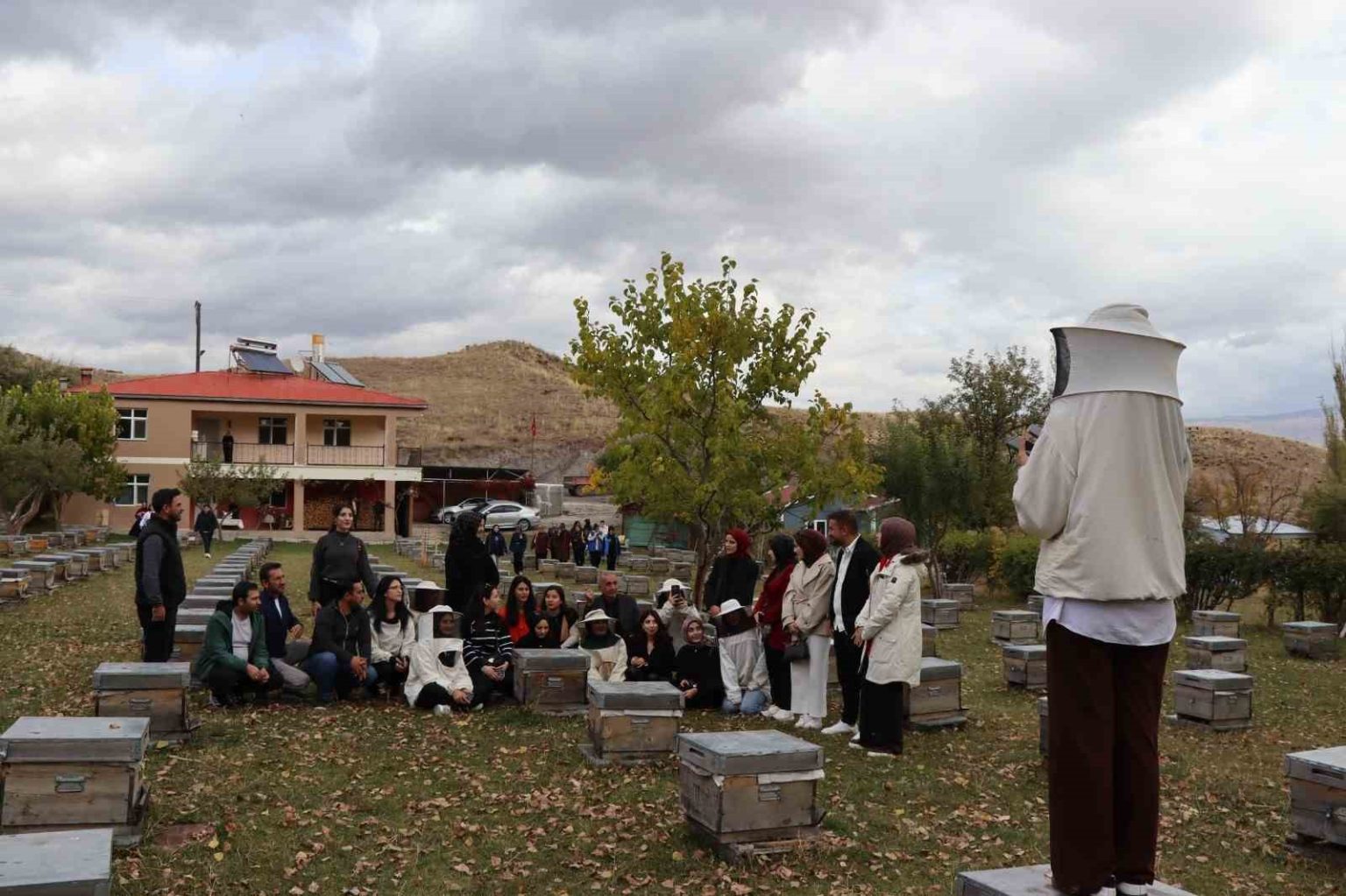 erzurumlu-gencler-organik-ariciligi-ogrendi