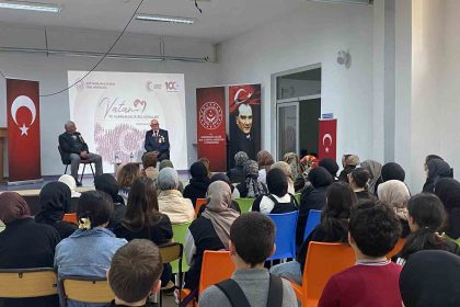 gumushanede-kibris-gazileri-ogrencilerle-bir-araya-geldi