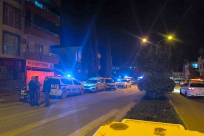 iki-grup-arasinda-silahli-kavga-1i-polis-4-yarali