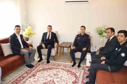 kaymakam-yildizdan-ilk-ziyaret-milli-mucadele-kahramani-halil-efenin-mezarina