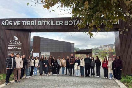 liseli-gencler-sonbahar-renklerini-kesfetti