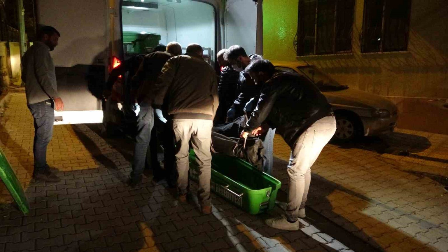 malatyada-yasli-adam-evinde-olu-bulundu