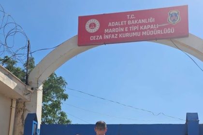 mardinde-hakkinda-kesinlesmis-hapis-cezasi-bulunan-3-sahis-yakalandi