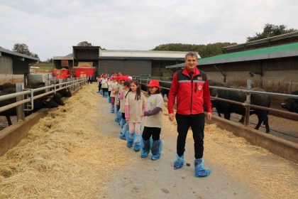 minikler-tarimi-yerinde-ogrendi