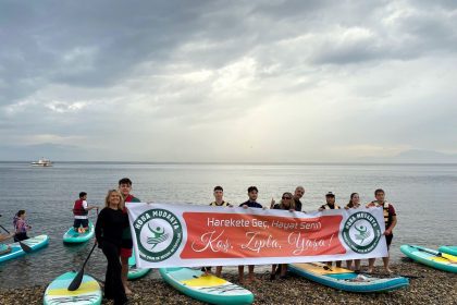 ogrenciler-suda-dengede-durmayi-ogrendiler