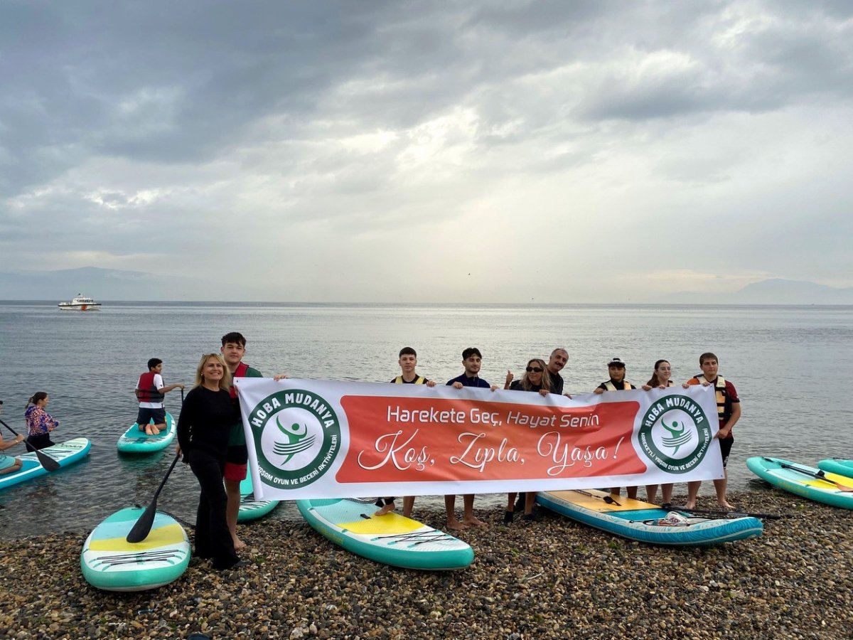 ogrenciler-suda-dengede-durmayi-ogrendiler