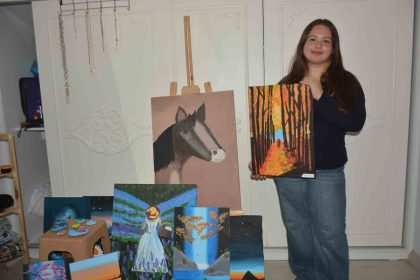 orduda-13-yasindaki-ogrenci-dogadan-aldigi-ilhami-tuvallere-yansitiyor