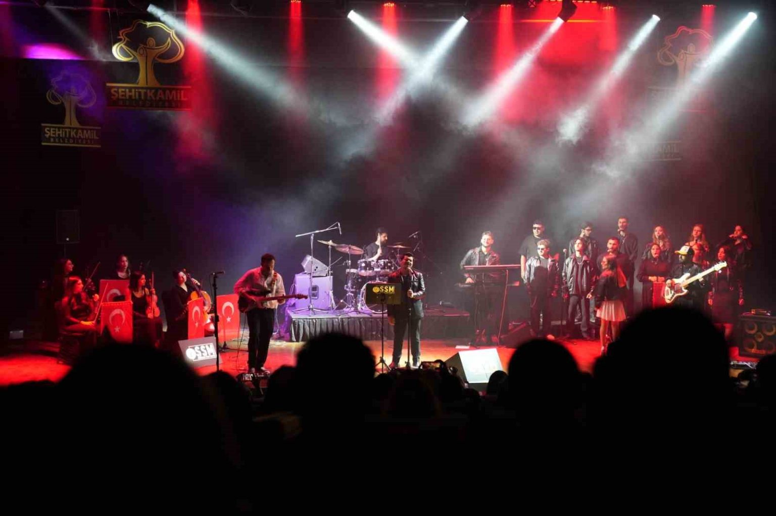 sehitkamilde-cumhuriyet-coskusu