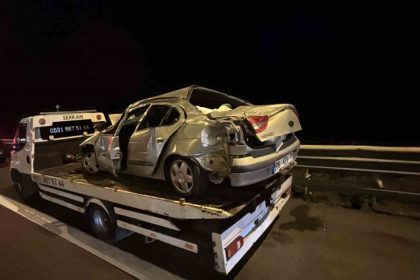 tem-otoyolunda-feci-kaza-1i-agir-3-yarali