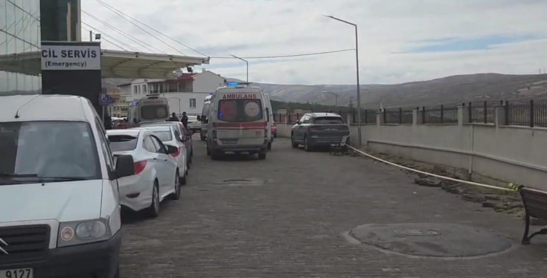 yardim-sergisinde-yedikleri-yemekten-zehirlendigi-ileri-surulen-lise-ogrencileri-hastanelik-oldu