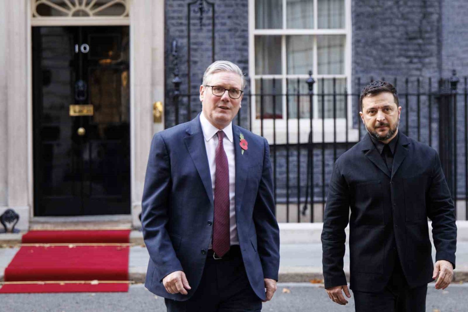 zelenskiy-tum-rus-petrol-sirketlerinin-dunya-pazarina-erisimi-kesilmeli