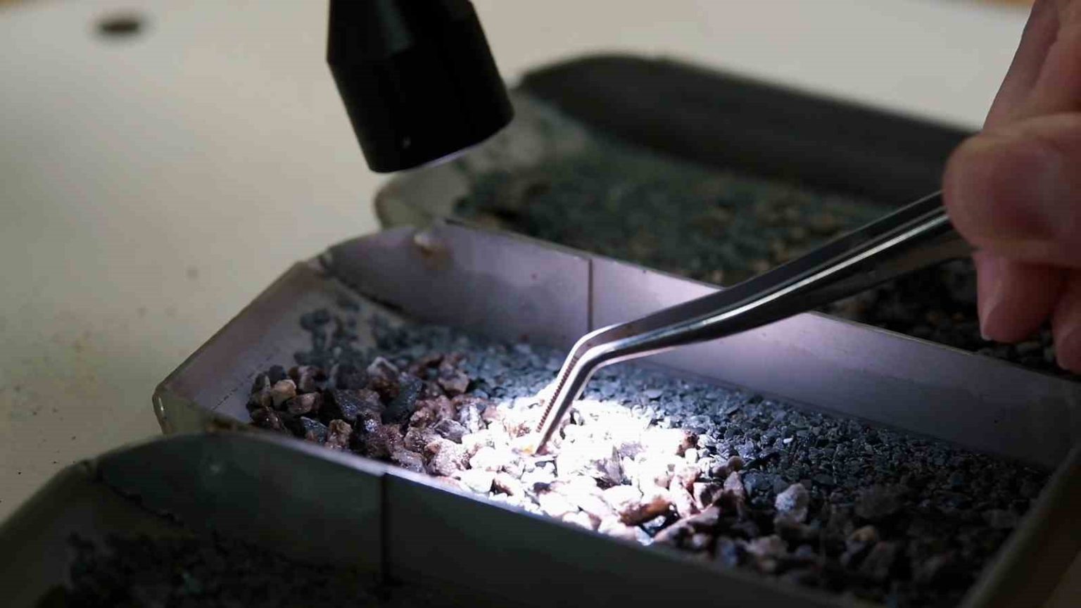 bakan-bayraktar-rezervuarlarin-dilini-cozuyor-enerji-bagimsizligimiza-guc-katiyoruz