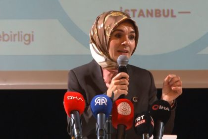 bakan-goktas-dijital-dunyada-cocuklarimizin-sesi-kalkani-ve-rehberi-olmaya-kararliyiz