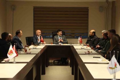 bayburtta-basin-sektorunde-karsilasilan-sorunlar-ele-alindi