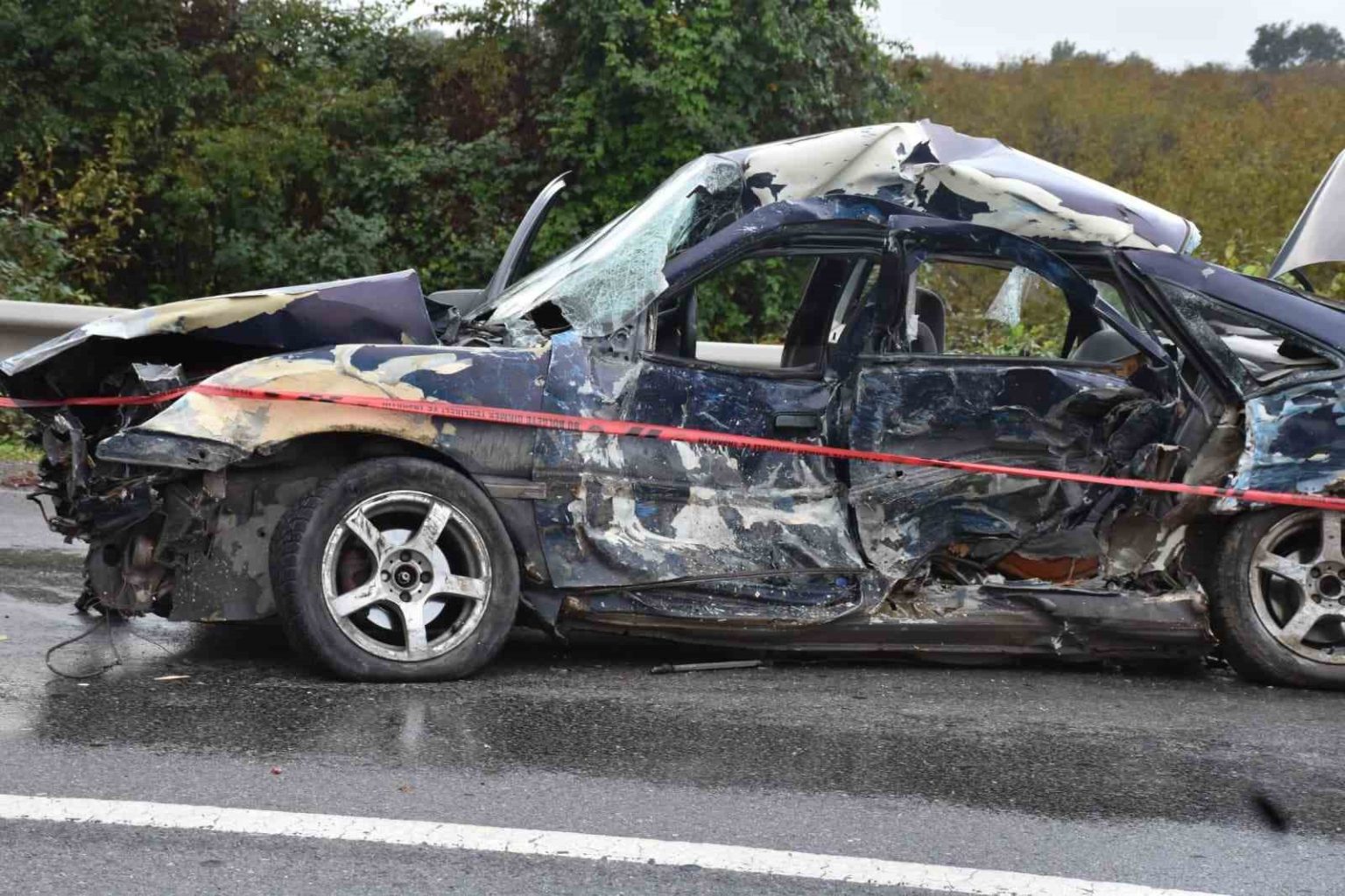 bir-kisinin-oldugu-kazaya-karisan-otobus-surucusu-gozaltina-alindi