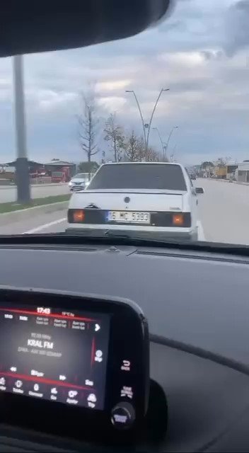 bursada-bir-otomobil-tartistigi-surucunun-onunu-kesti