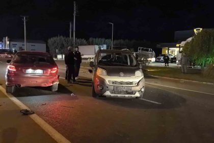 bursada-zincirleme-kaza-3-yarali