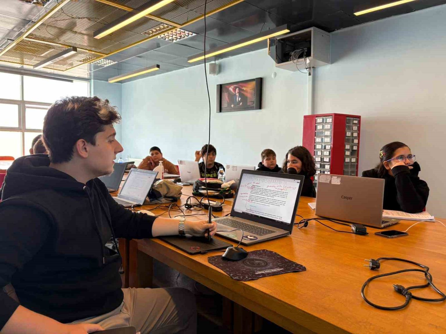 deneyap-teknoloji-atolyeleri-muglada-gelecegin-uretken-nesillerini-yetistiriyor