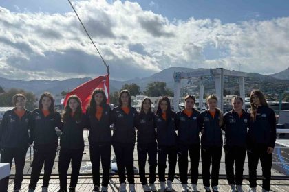 denizin-kizlari-the-bodrum-cupta-ruzgarla-bulustu