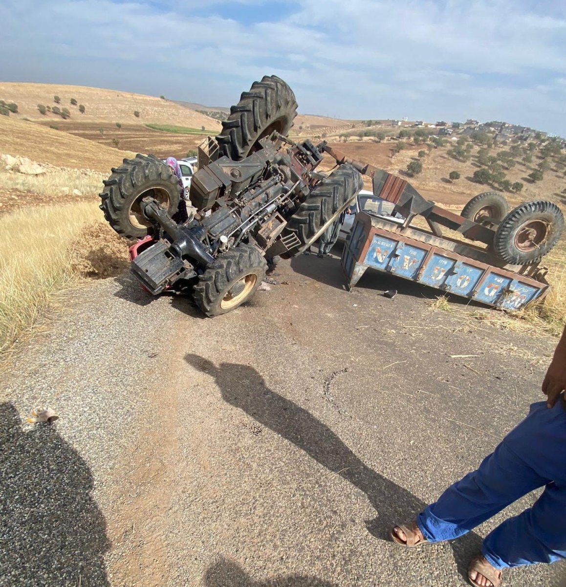 diyarbakirda-traktor-devrildi-3-yarali