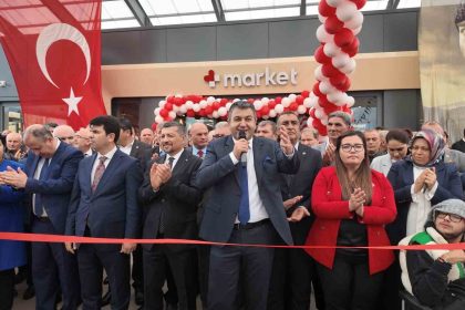 gediz-belediyesi-akaryakit-istasyonu-hizmete-girdi