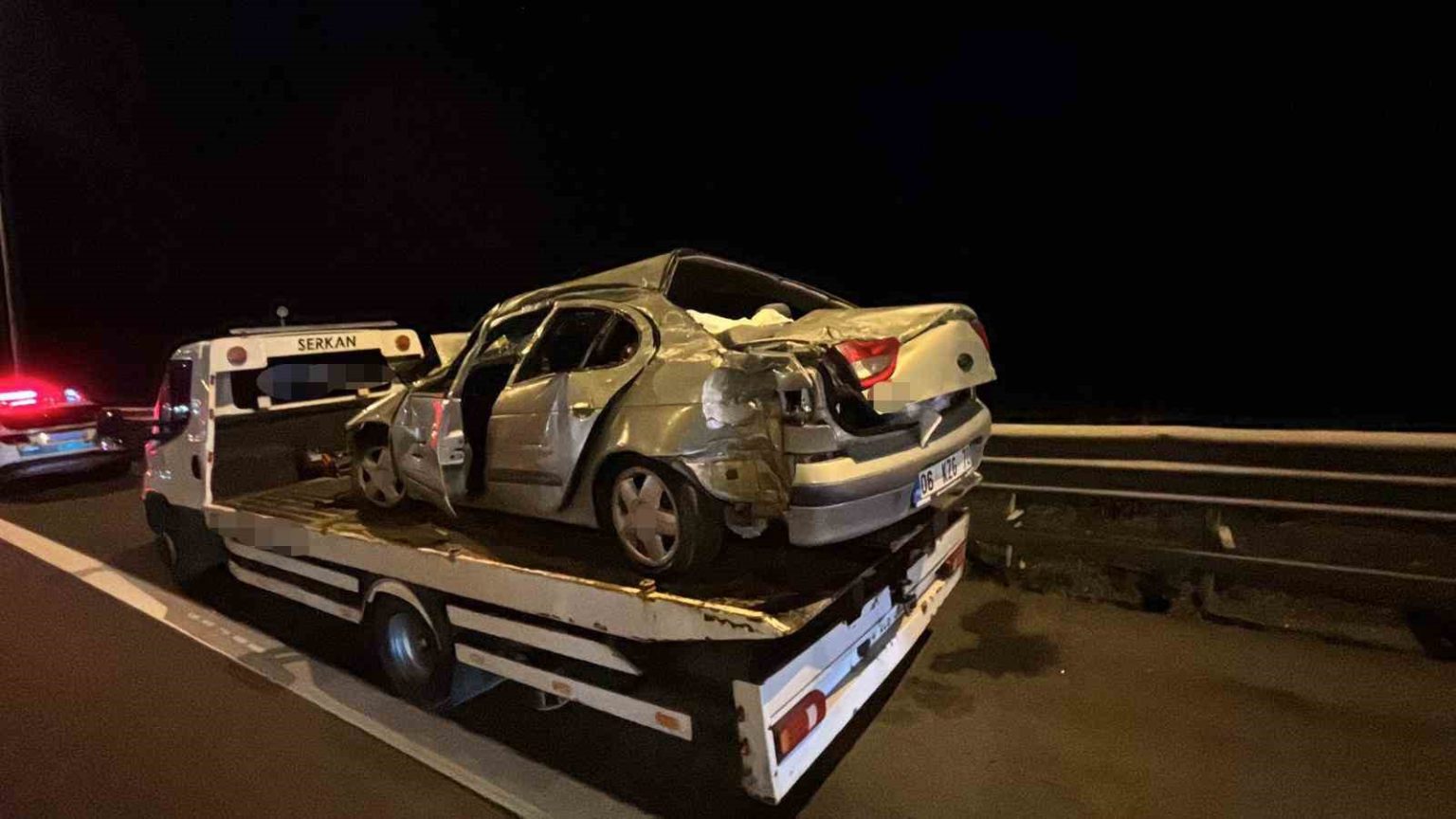 hurdaya-donen-aracta-agir-yaralanmisti-hastanede-hayatini-kaybetti