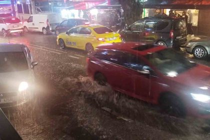 istanbulda-beklenen-yagis-basladi