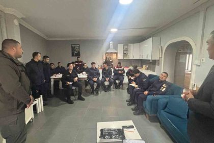 jandarma-ekiplerine-kara-avciligi-ile-ilgili-bilgiler-verildi