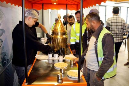 kutahya-osb-personellerine-sahlep-ikrami