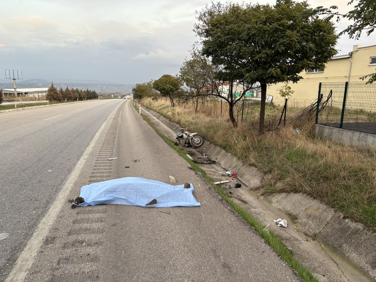 manisada-trafik-kazasi-1-olu