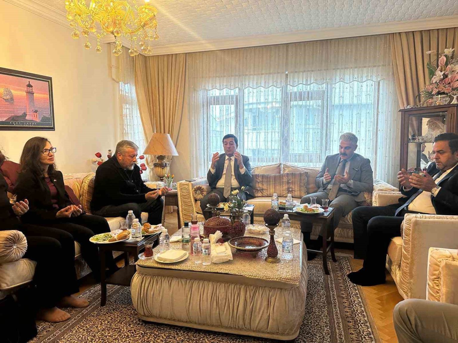 mhpden-cankayada-hayirli-gunler-komsum-bulusmalari