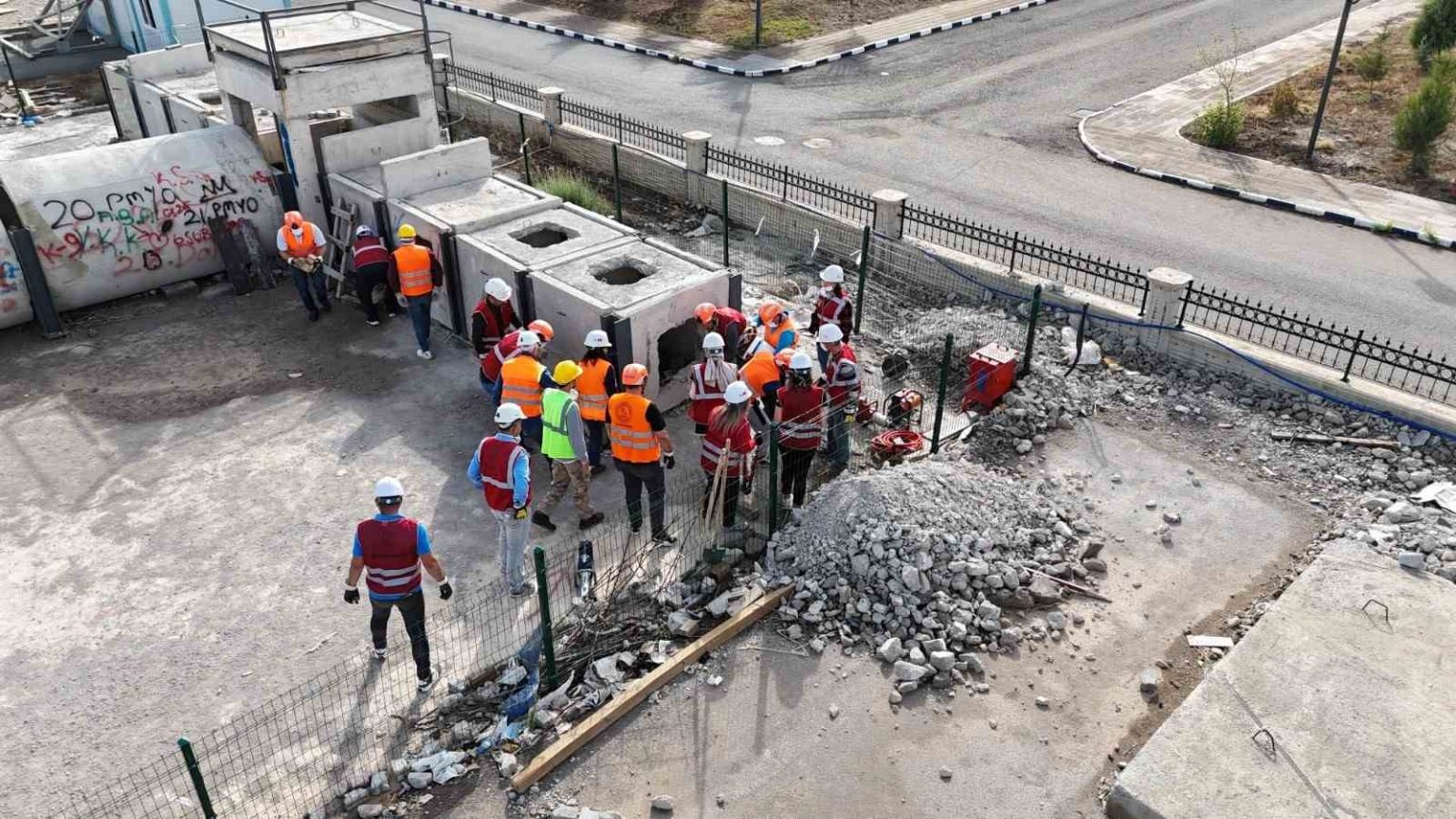 ogretmenlere-arama-kurtarma-egitimi