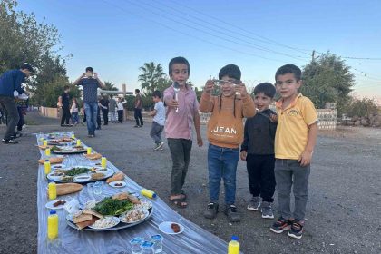 polis-memurundan-koy-cocuklarina-birlik-sofrasi