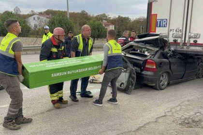 samsunda-otomobil-tirin-altina-girdi-23-yasindaki-surucu-hayatini-kaybetti