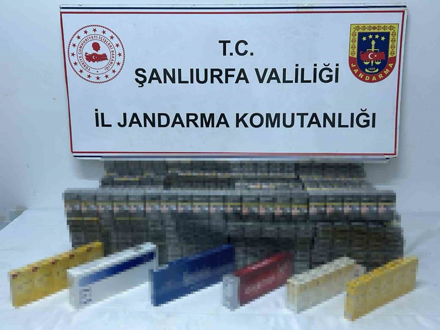 sanliurfada-bin-960-paket-kacak-sigara-ele-gecirildi