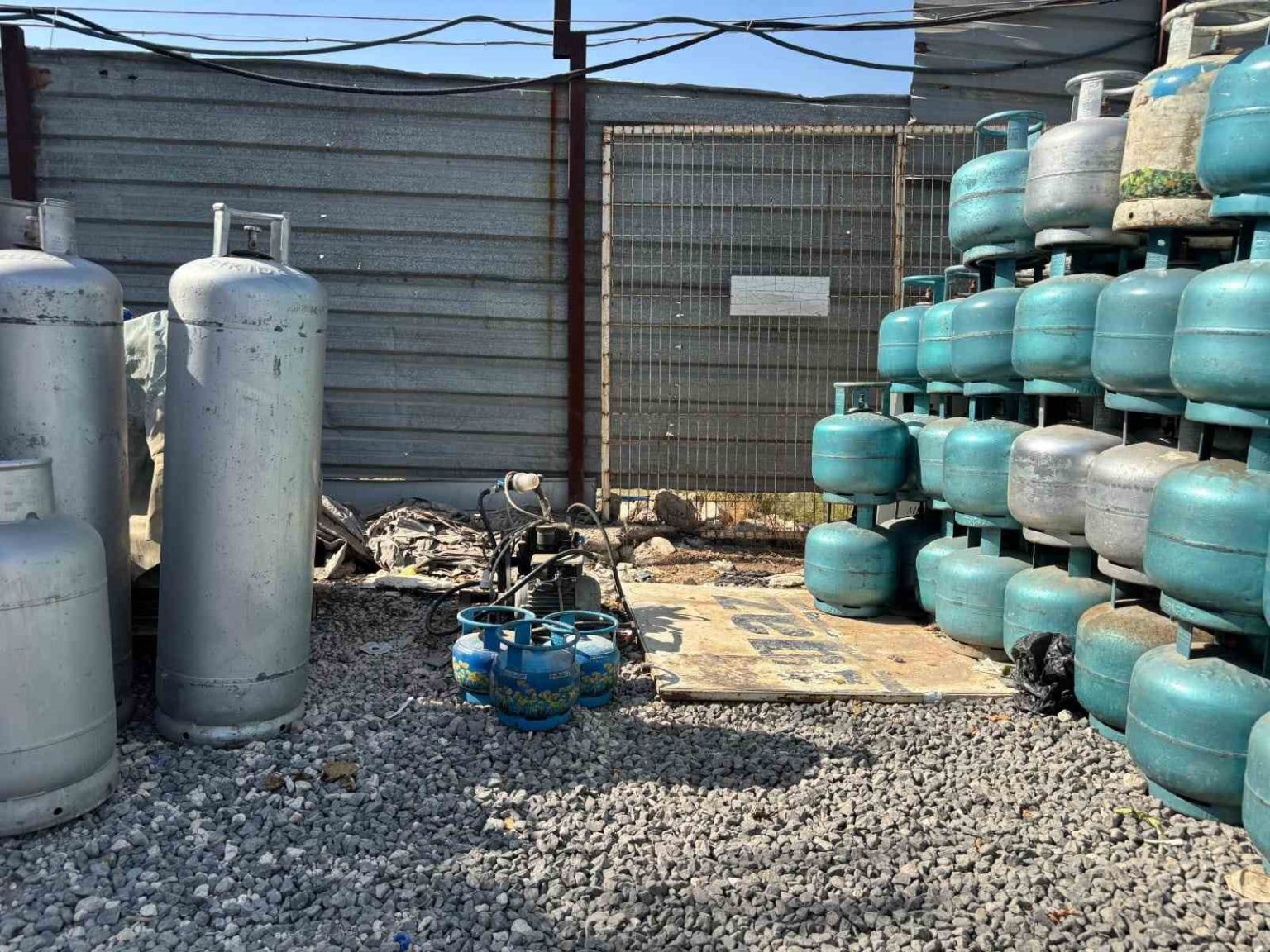 sanliurfada-usulsuz-tup-dolumu-operasyonu-binlerce-tup-ele-gecirildi