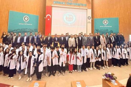 sirnakta-saglik-ogrencileri-beyaz-onluklerini-giydi