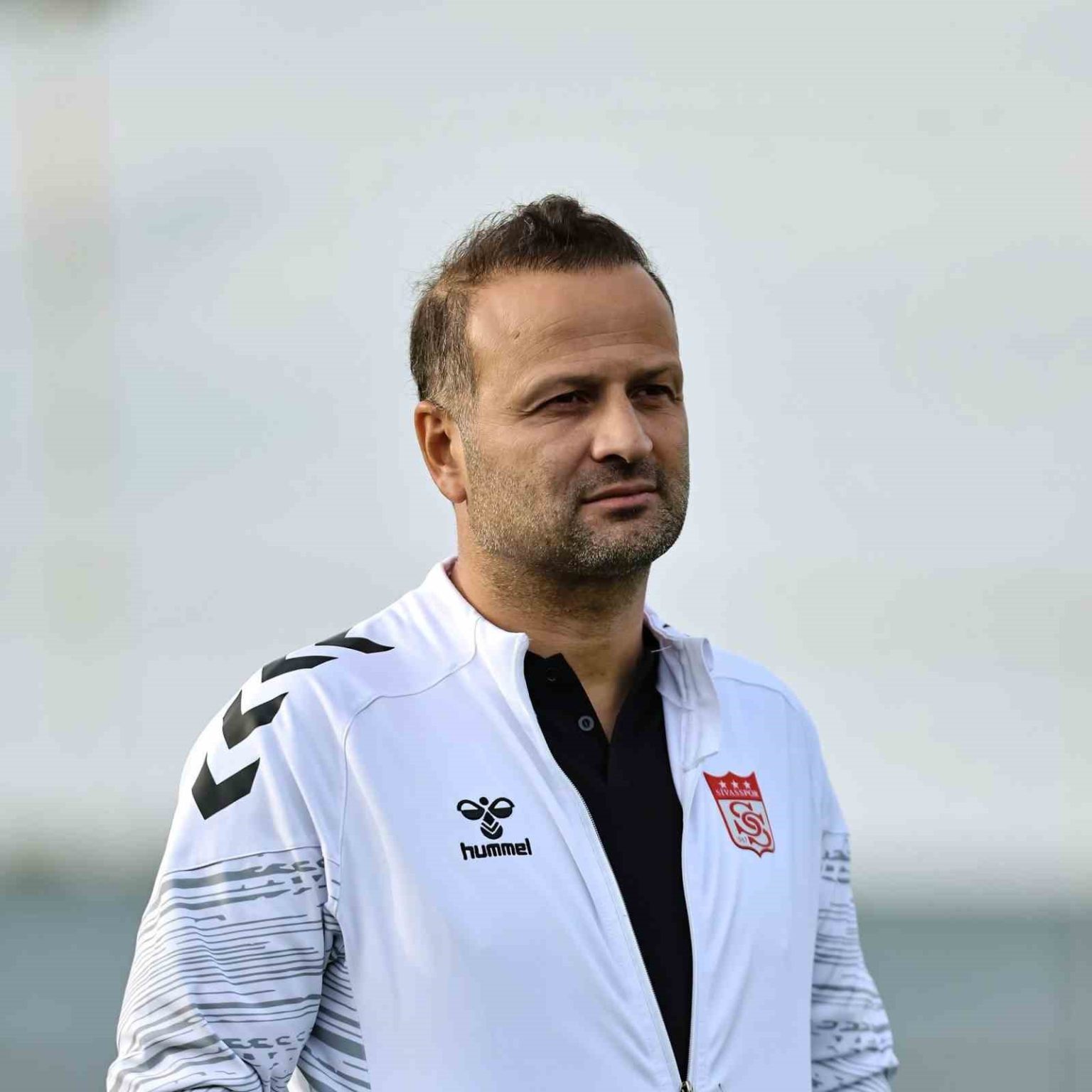 sivasspor-osman-zeki-korkmaz-ile-yollarini-ayiriyor