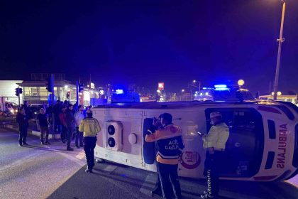 tokatta-ambulans-ile-cip-carpisti-3-yarali