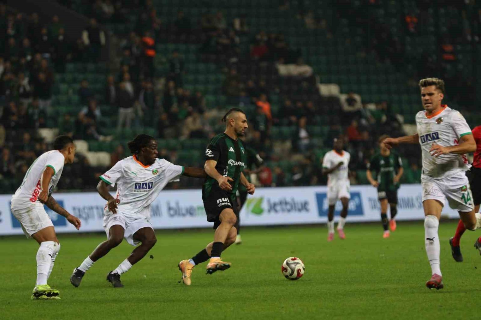 trendyol-super-lig-kocaelispor-2-alanyaspor-0-mac-sonucu