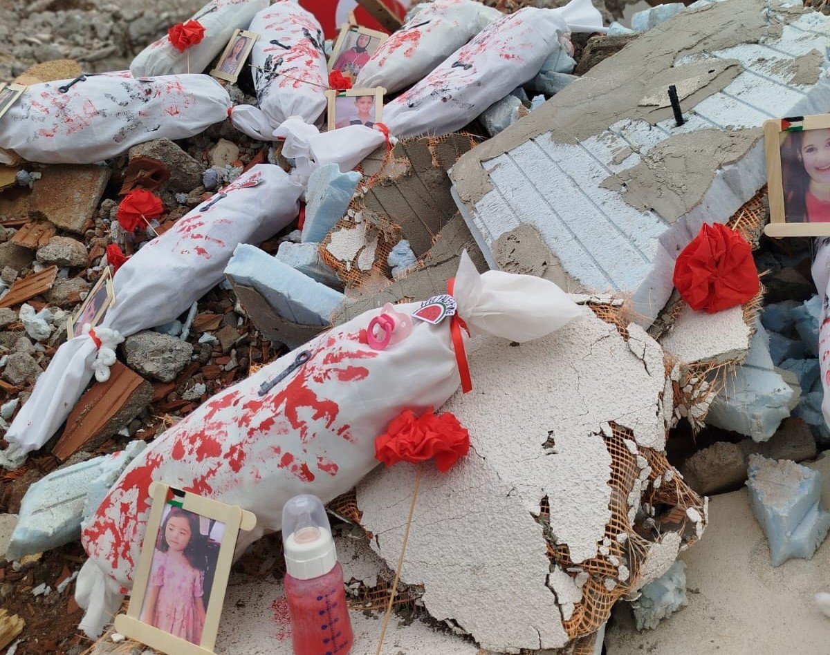 universite-ogrencileri-filistinde-yasanan-zulme-dikkat-cekti