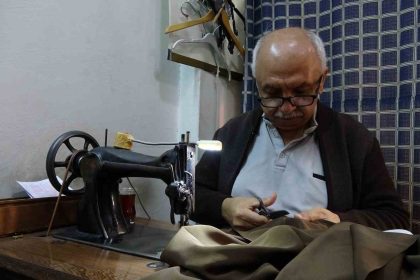 ustasinin-emaneti-75-yillik-makineyle-50-yildir-terzilik-yapiyor