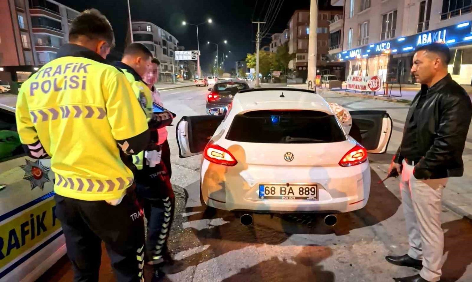 abart-egzozlu-arac-surucusune-11-bin-434-lira-ceza