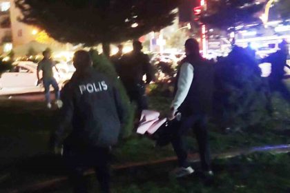 aksarayda-eski-yeni-sevgili-kavgasi-hareketli-dakikalar-kamerada