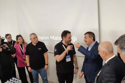 bakan-tekin-odtude-zeka-ve-yetenek-atolyelerini-yerinde-inceledi