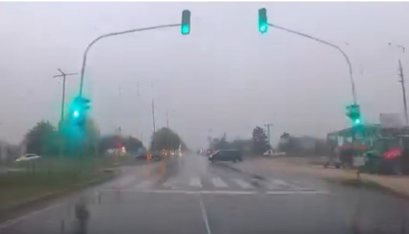 boluda-yagisli-havada-kaza-ucuz-atlatildi