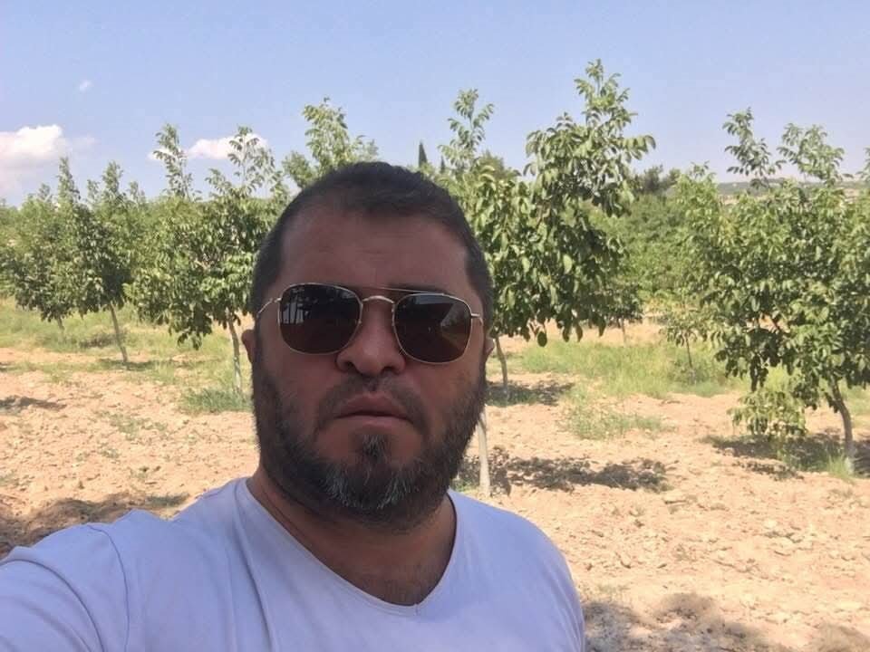 cocuklarini-gormek-icin-gitti-satirli-saldiriya-ugradi