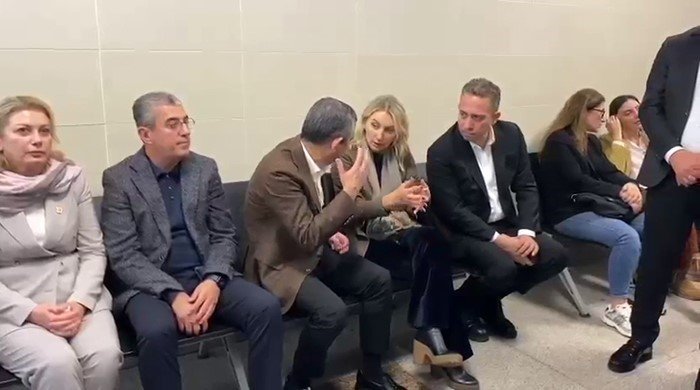 ekrem-imamoglu-casusluk-sorusturmasi-kapsaminda-ifade-vermek-uzere-adliyede